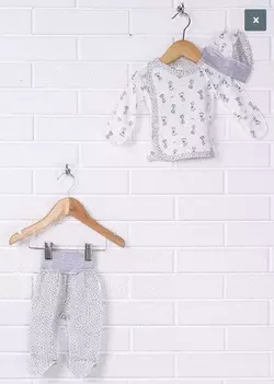 Костюм (кофта, ползунки, шапочка) Костюм (кофта, ползунки, шапочка)