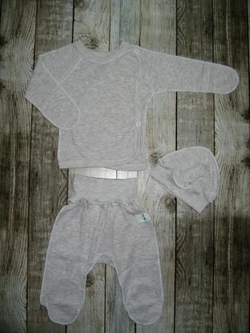 Костюм (кофта, ползунки, шапочка) Костюм (кофта, ползунки, шапочка)